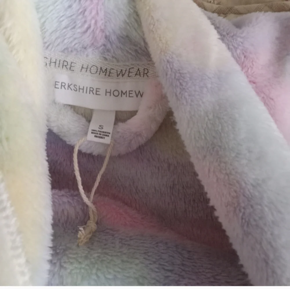 Berkshire Soft Pastel Women's Robe - Picture 3 of 3